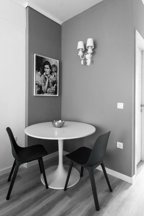 M&F Luxury Suites Est. 2019 / F Suite Tesalonika Bagian luar foto