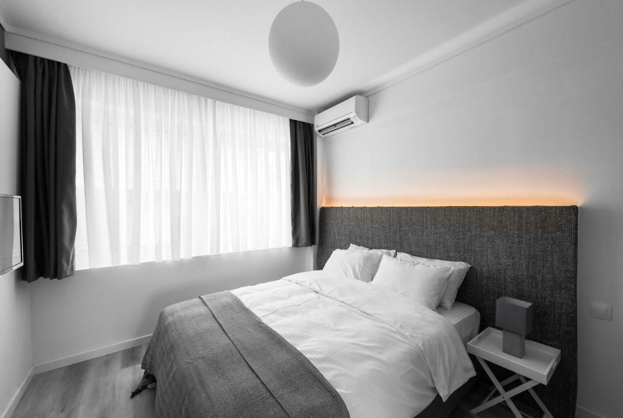 M&F Luxury Suites Est. 2019 / F Suite Tesalonika Bagian luar foto